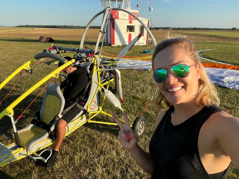 Tandemový paragliding s Chorchem si oblíbila i nejkrásnější žena světa Taťána Kuchařová!